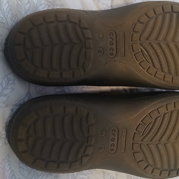 Crocs Black Mules Slip Ons - Picture 2 of 5